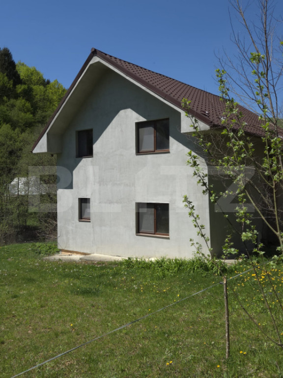 Casa de vacanta-Exclusivitate-Cumparator Comision 0-Sat Fiad