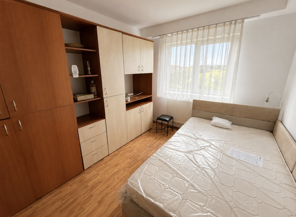 Apartament cu 3 camere zona Mehala