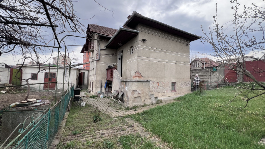 Casă de vânzare in zona ultracentrală, teren 489 mp, 92 m
