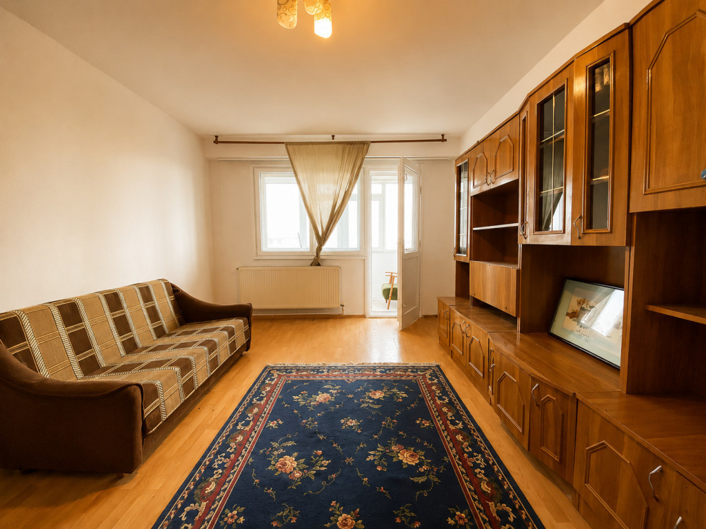 Apartament 3 camere | Decomandat | Casa de cultura | Parcare