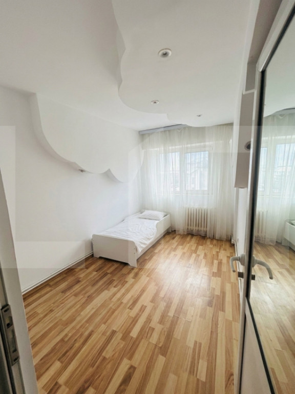 Apartament cu 3 camere - Botosani