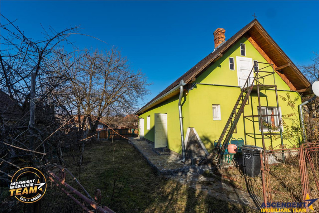 Casa de locuit in Martanus cu 660mp teren roditor, Covasna