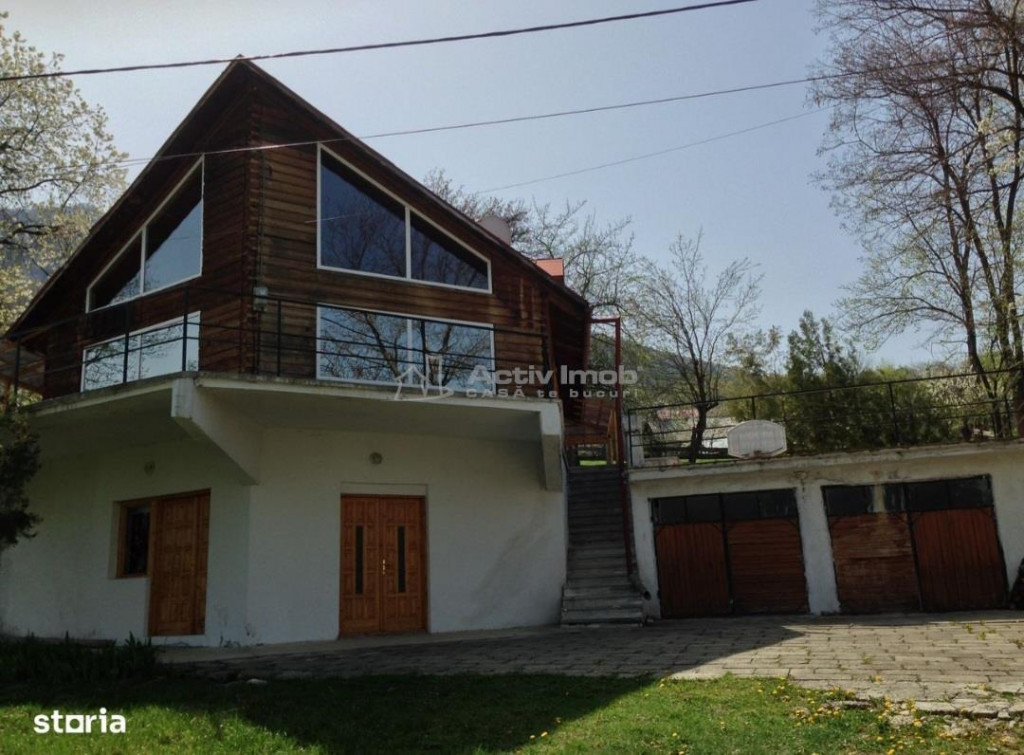 Vila 6 camere ,Teren-1618 mp - Predelut - Bran