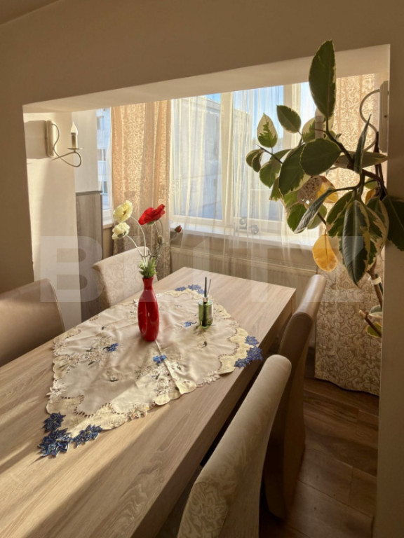 De inchirat: Apartament 4 camere, 78 mp, zona centrala Turda