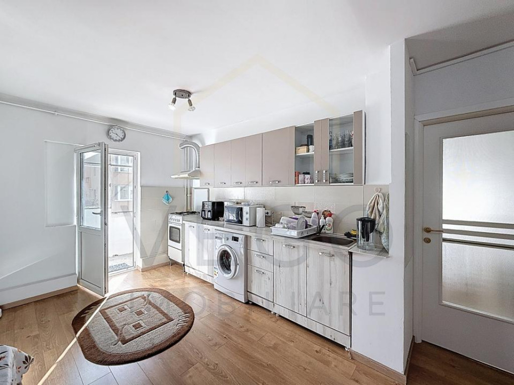 2 camere decomandate, balcon, zona UMF - Zorilor - Gh.Dima