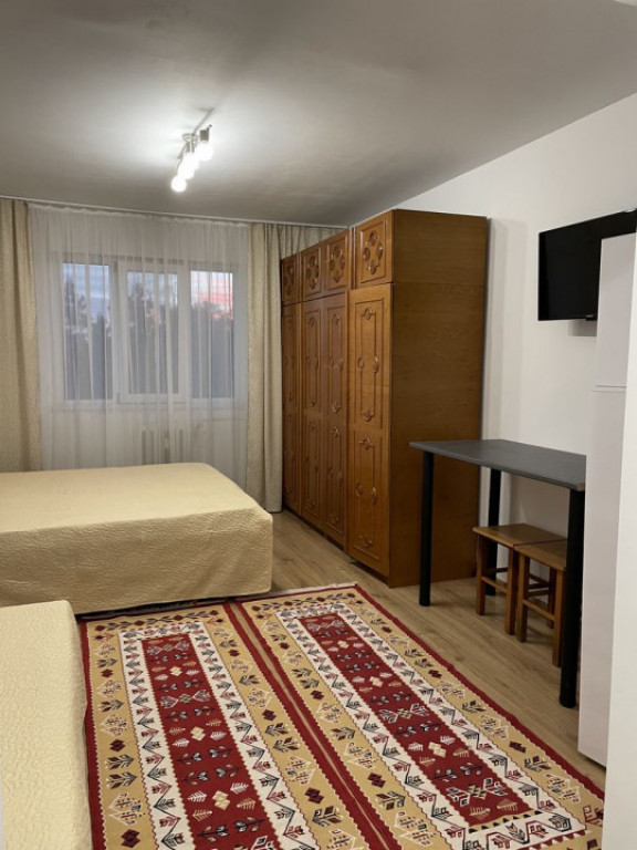 Garsoniera de inchiriat, in zona Inel II