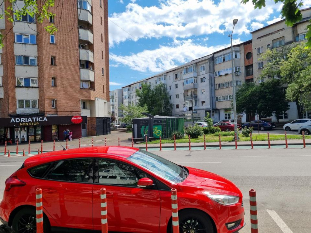 Zona de top-intre Centru si Insula de Agrement-Garsoniera de