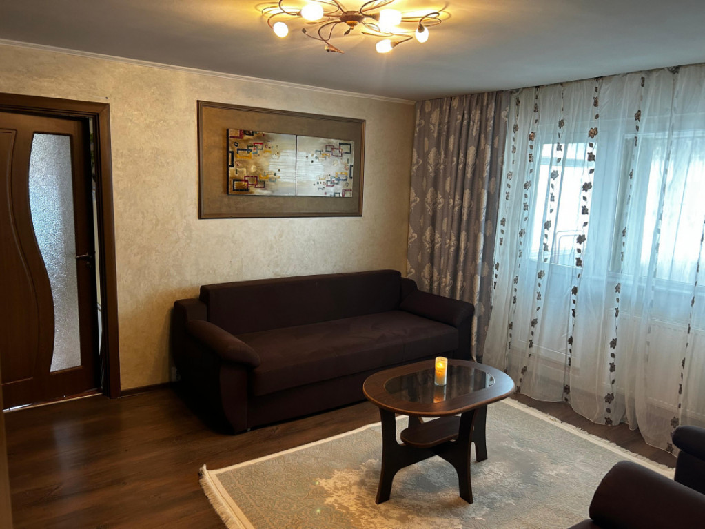 Apartament 2 camere semidecomandat, 49 mp, zona Brazda lui N