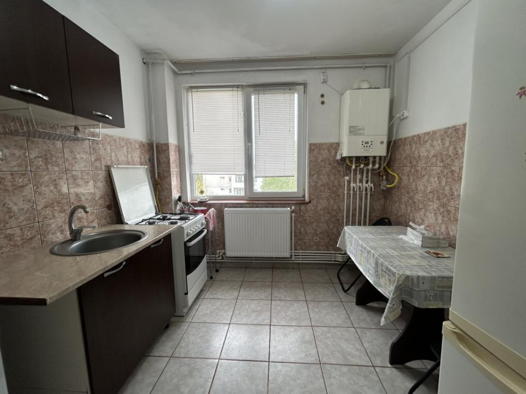 Apartament 2 camere | Abator | Centrala termica | Termen lun