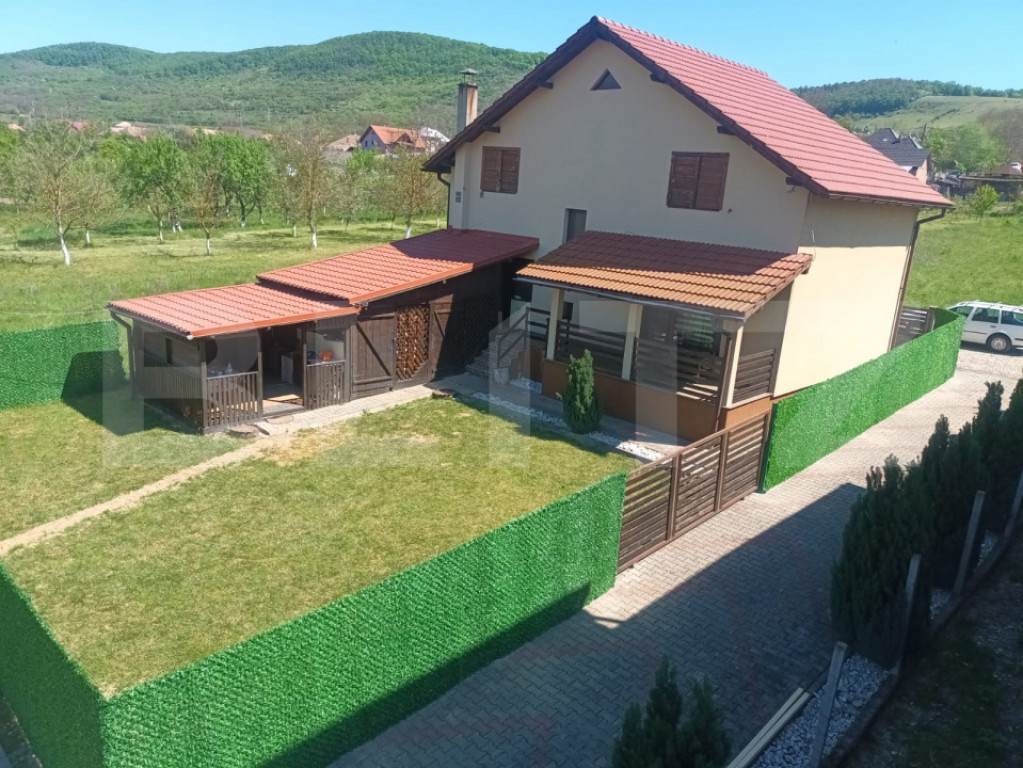 Casă superbă în Urișor | 151 mp utili | 463 mp teren | ?