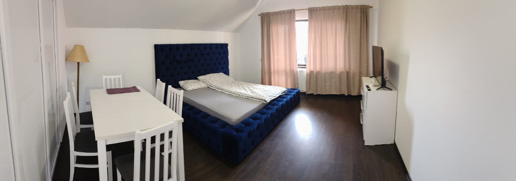 Apartament cu doua camere de vanzare in Busteni