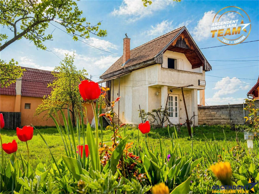 Casuta cu parc privat de 1.500mp, Central, Bodoc, la 15 min