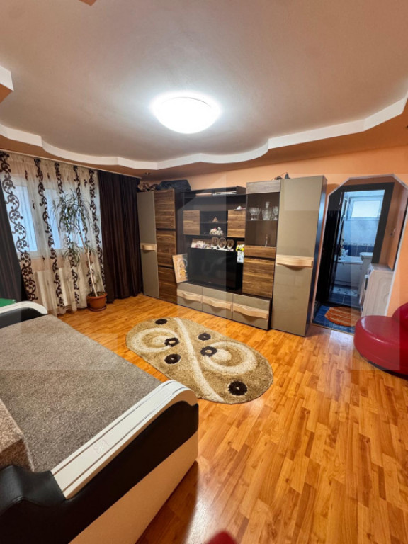 Apartament 2 camere la parter - Garaj inclus - Primăverii