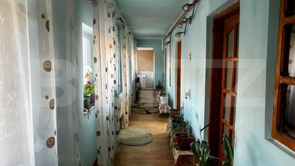 Casă parter 133 mp, teren 462 mp, panouri solare, zona rest