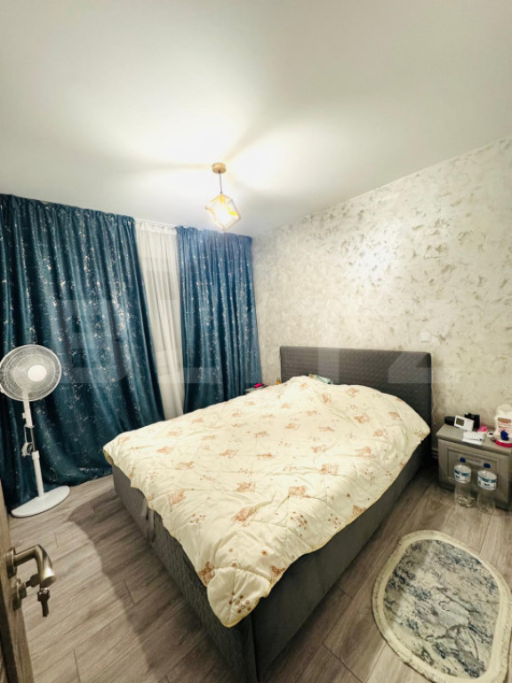 Apartament de vanzare, cu 2 camere, renovat complet, etaj 3