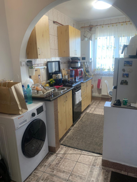 Apartament cu 2 camere, bvd Nicolae Titulescu / Scoala Deceb