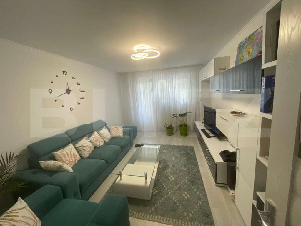 Apartament 3 camere decomandat, 68 mp, Craiovita, zona Orizo