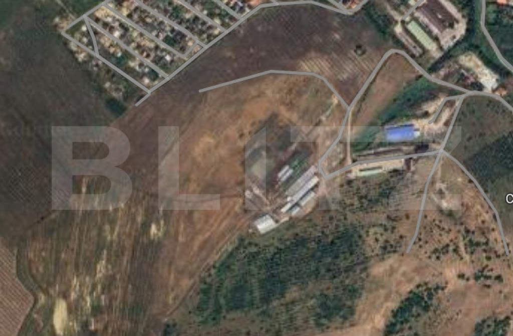 Teren intravilan Apahida, 23000 mp,cu hale de 1400+800 mp 82