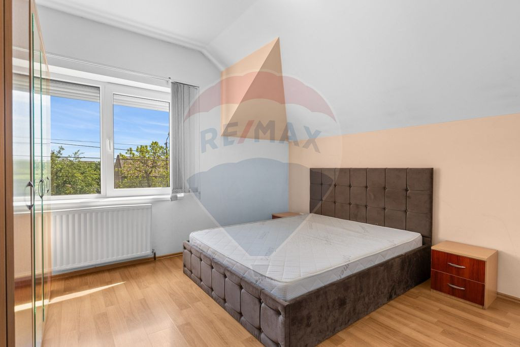 Apartament cu 3 camere de închiriat 125 mp - zona Grădi...