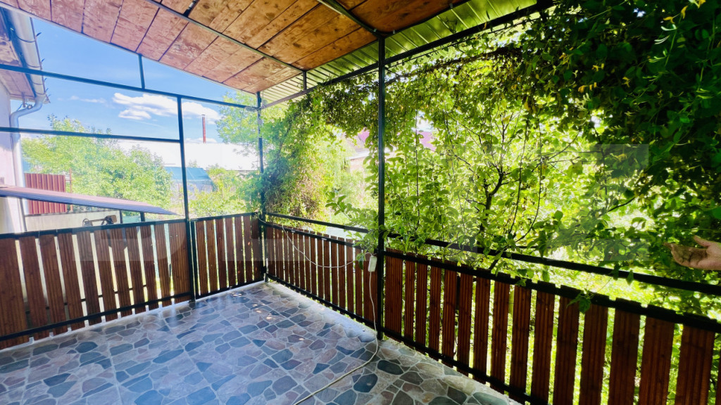 Casa de vanzare 96 mp, 3 camere