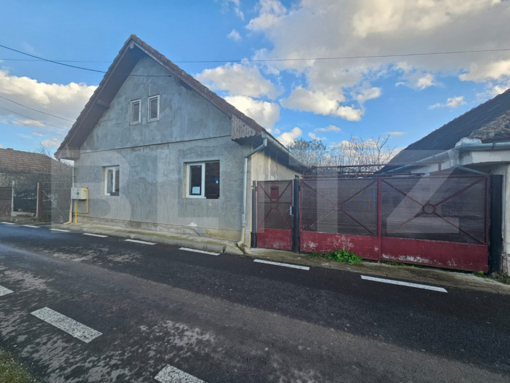 Casa cu 4 camere, Ocna Mureş, jud. Alba