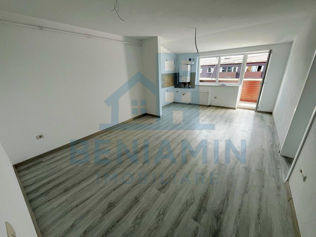 2 Camere-Bloc Nou- Loc De Parcare- Disponibil Imediat-San...