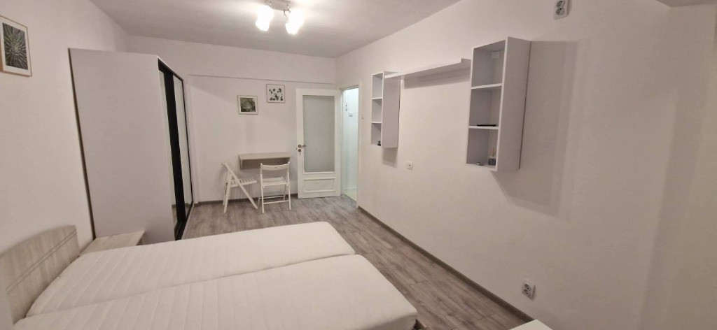 Apartament 1 camera D, in Socola,