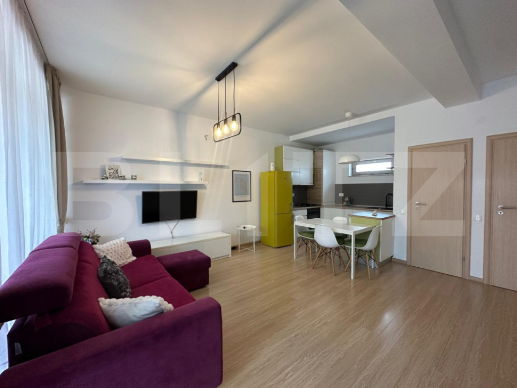 Apartament modern de inchiriat, 3 camere, cu vedere spectacu
