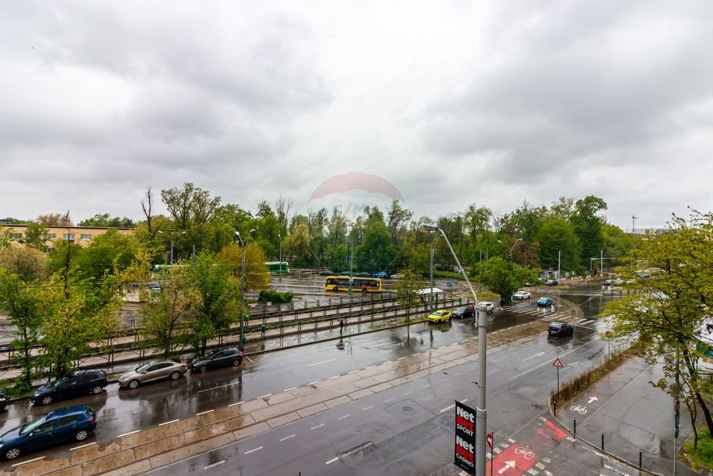 Apartament cu 2 camere de vânzare în zona Prelungirea G...
