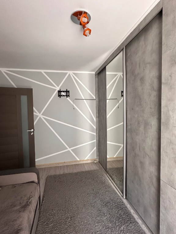 Închiriez apartament cu 2 camere, 57 mp, bloc cu lift, Aleea Moților