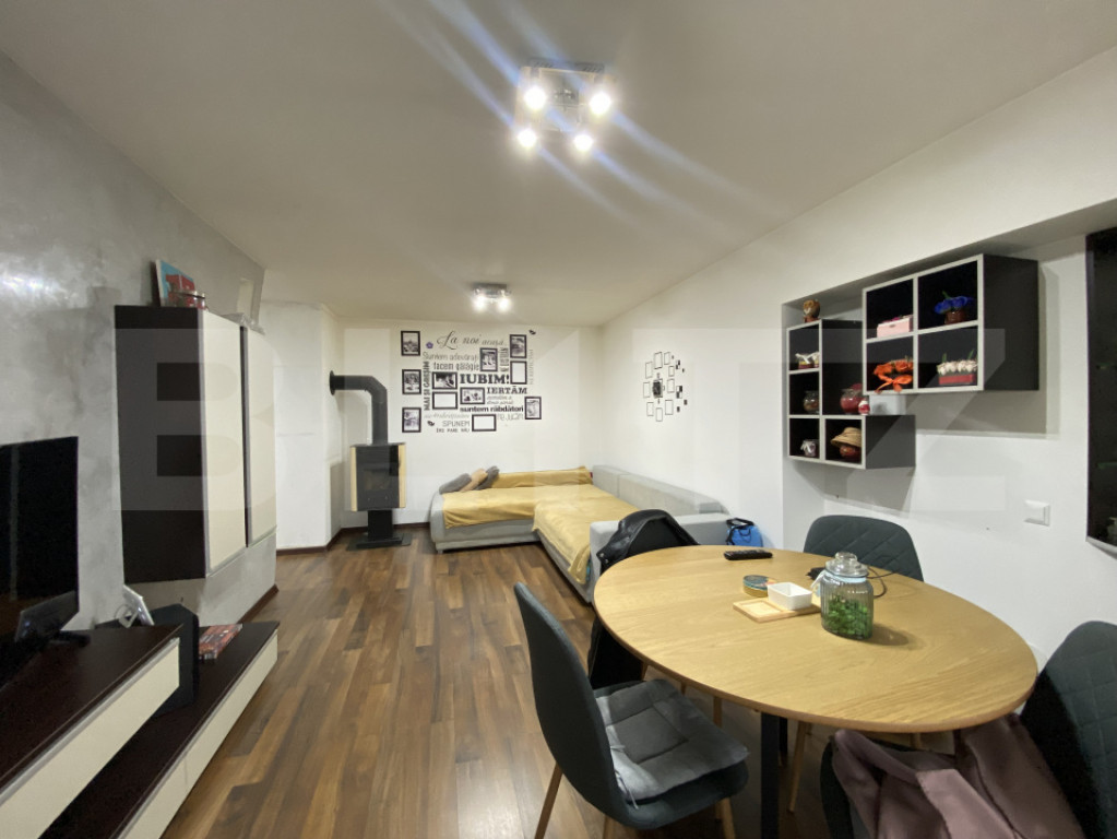 Apartament decomandat cu 3 camere, 2 balcoane, boxa, uscator