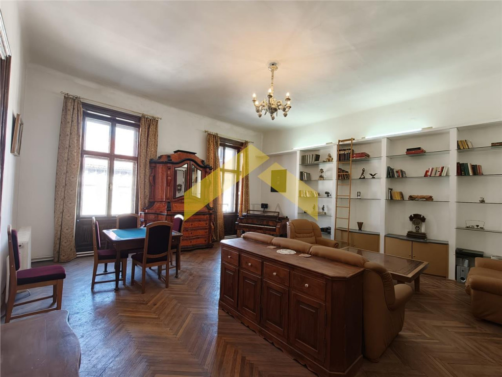 Apartament de inchiriat 4 camere Palatul Neuman