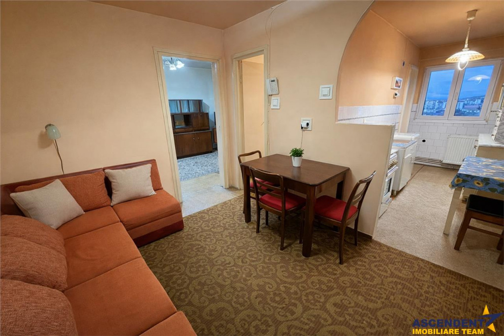 FILM3D! Apartament panoramic, decomandat,60mp,balcon,Piata G
