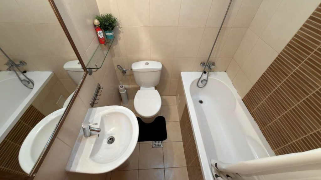 Vitan barzesti etaj 11 rin grand hotel