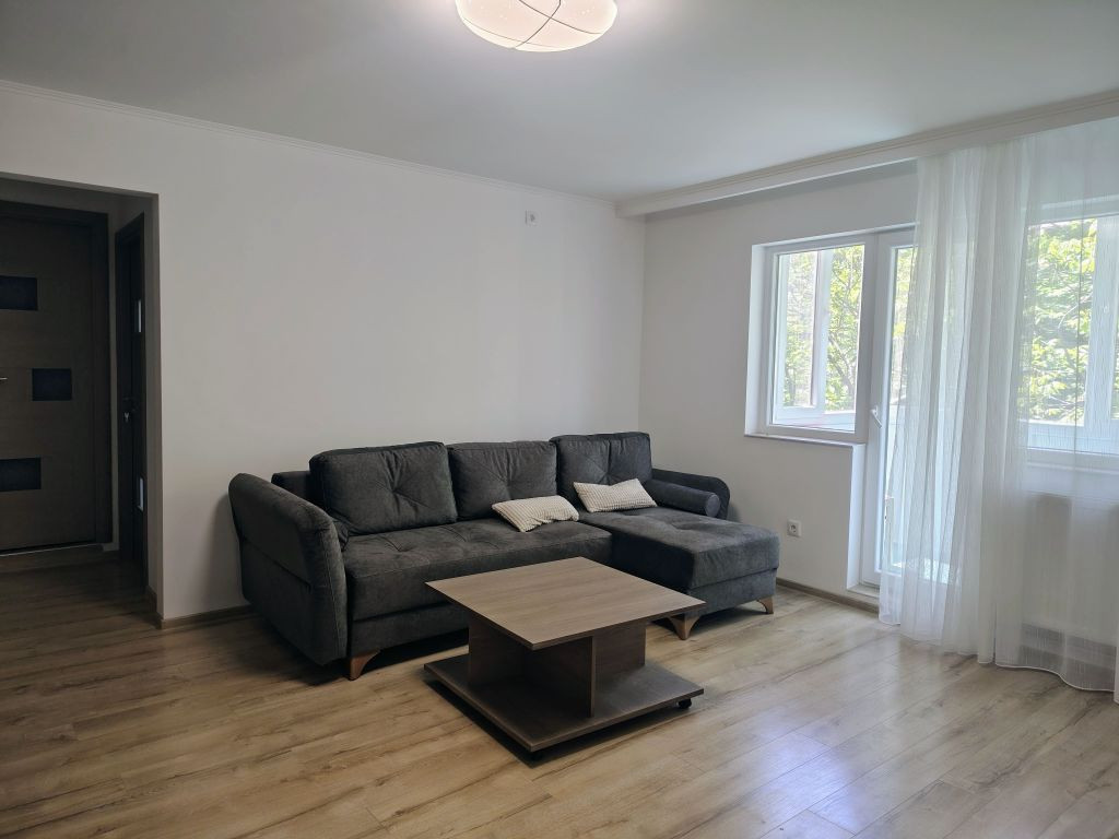 Apartament 3 camere Cantemir , 420 E/luna negociabil, Com...
