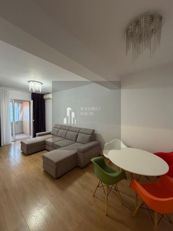 Inchiriere apartament 3 camere decomandat Metalurgiei / D...