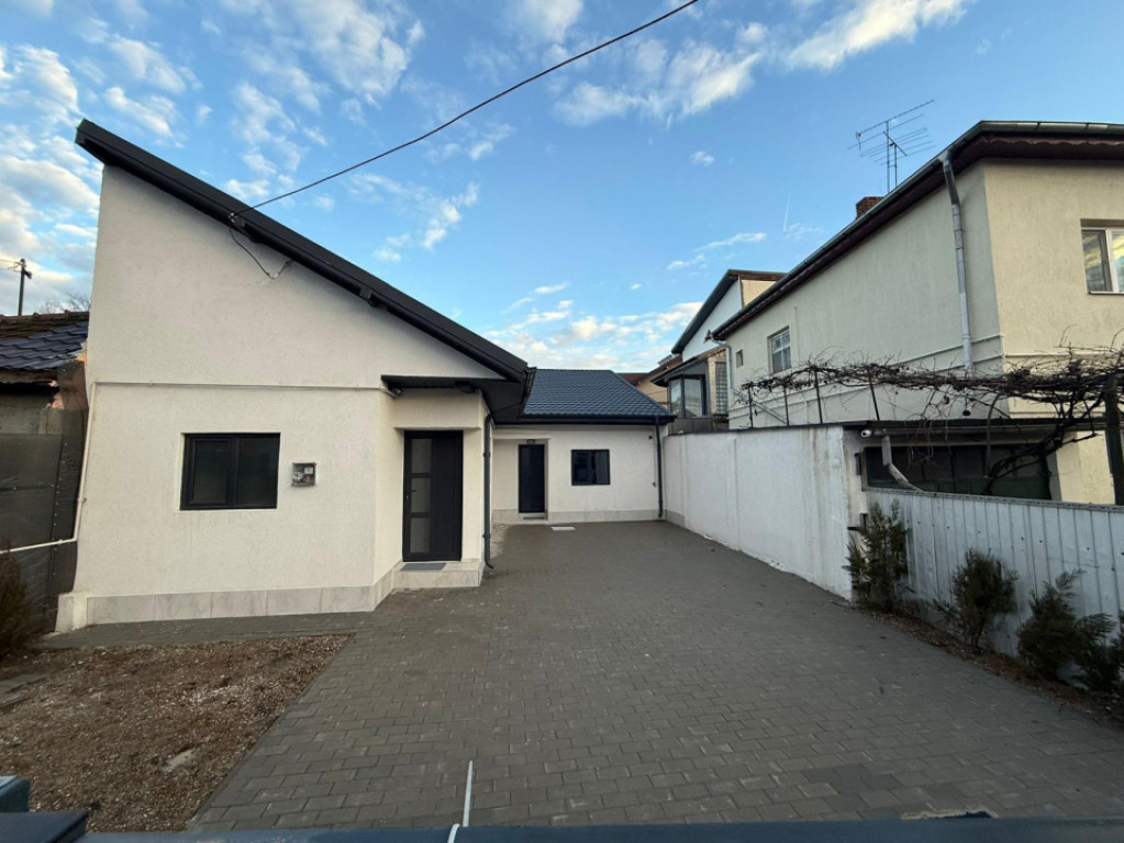 Casă pretabilă birouri sau cabinete, 73 mp – Str. Mircea