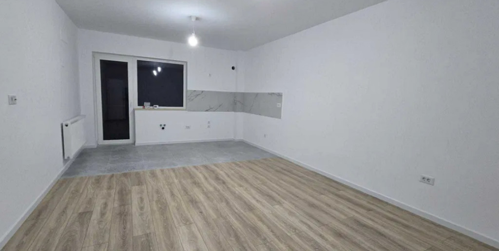 Apartament 2 camere, decomandat- zona Tractorul