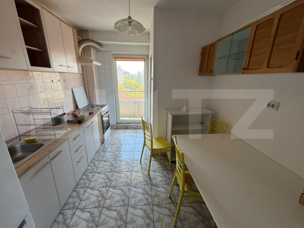 Apartament 2 camere, decomandat, 70 mp, zona strazii Bucure