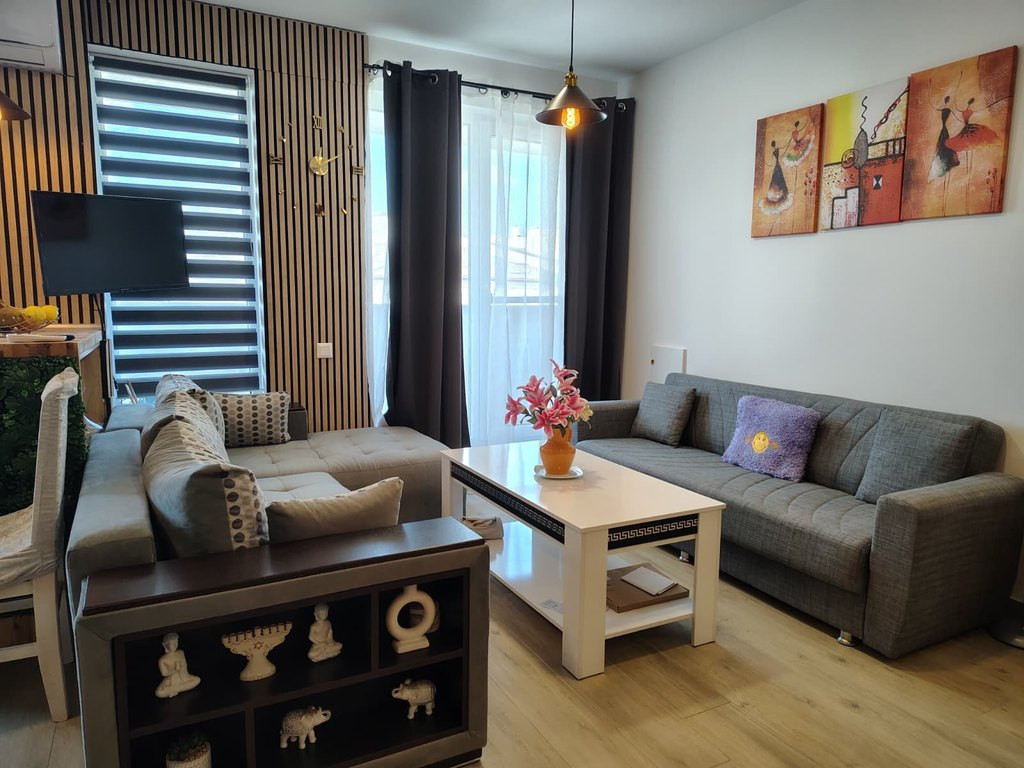 4 camere Mosilor centrala proprie, decomandat