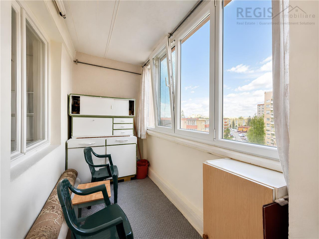 Apartament cu 3 camere de in zona Grivitei