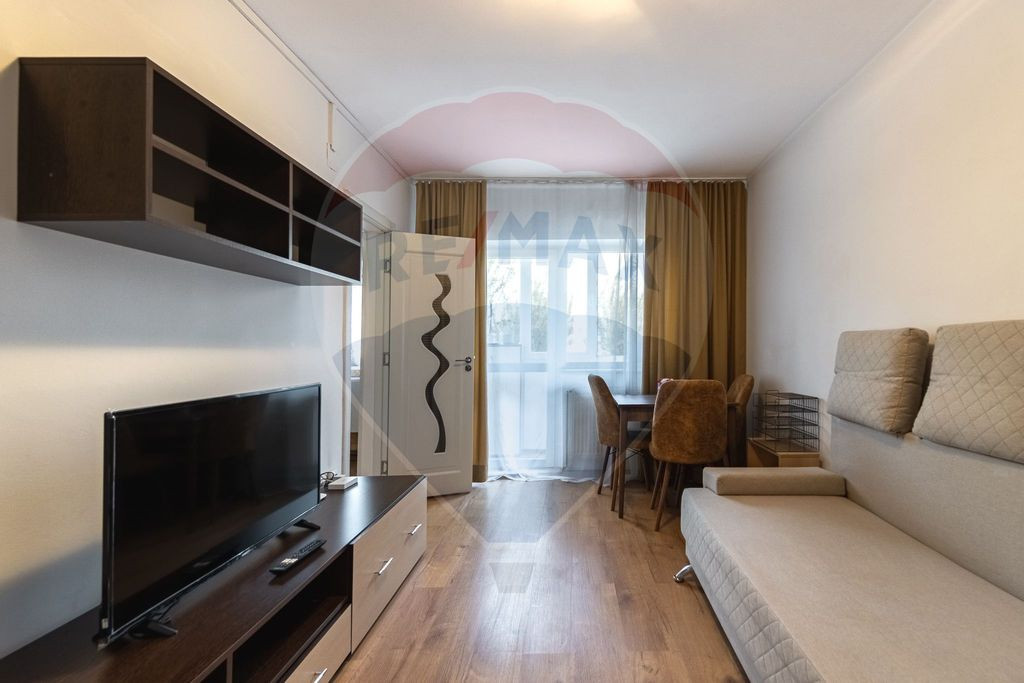 Vila premium 6 camere| Piscina incalzita | Teren 1091 mp ...