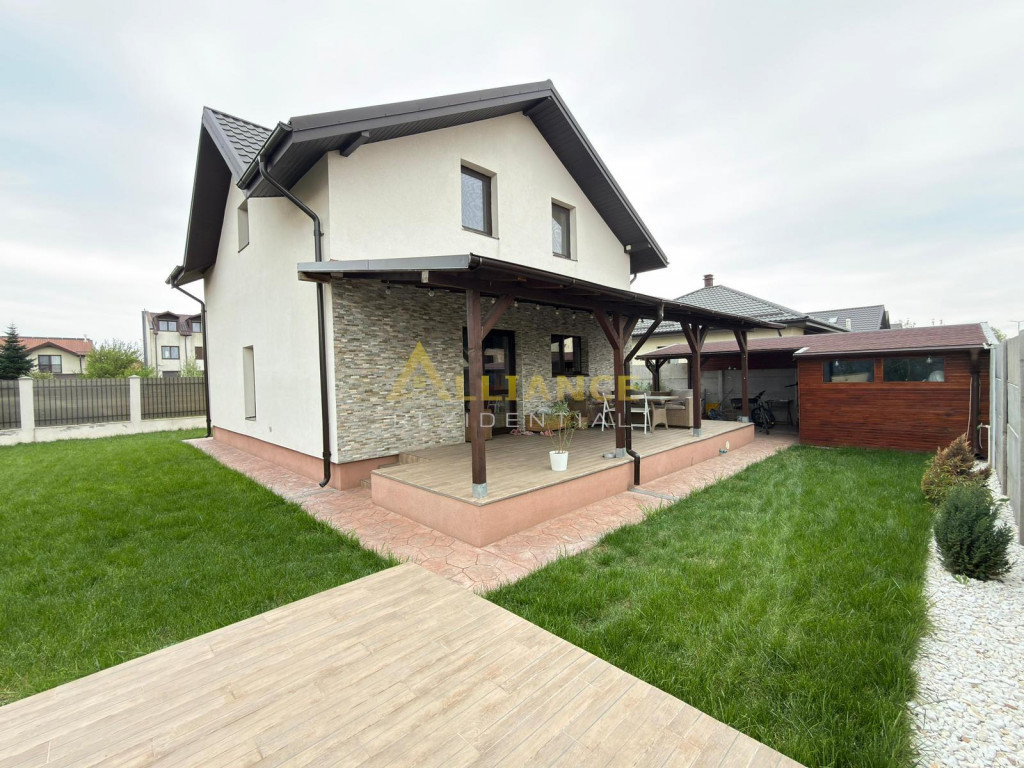 Casa P M | 5 camere | 125 mp utili | Teren 403 mp | Curte am