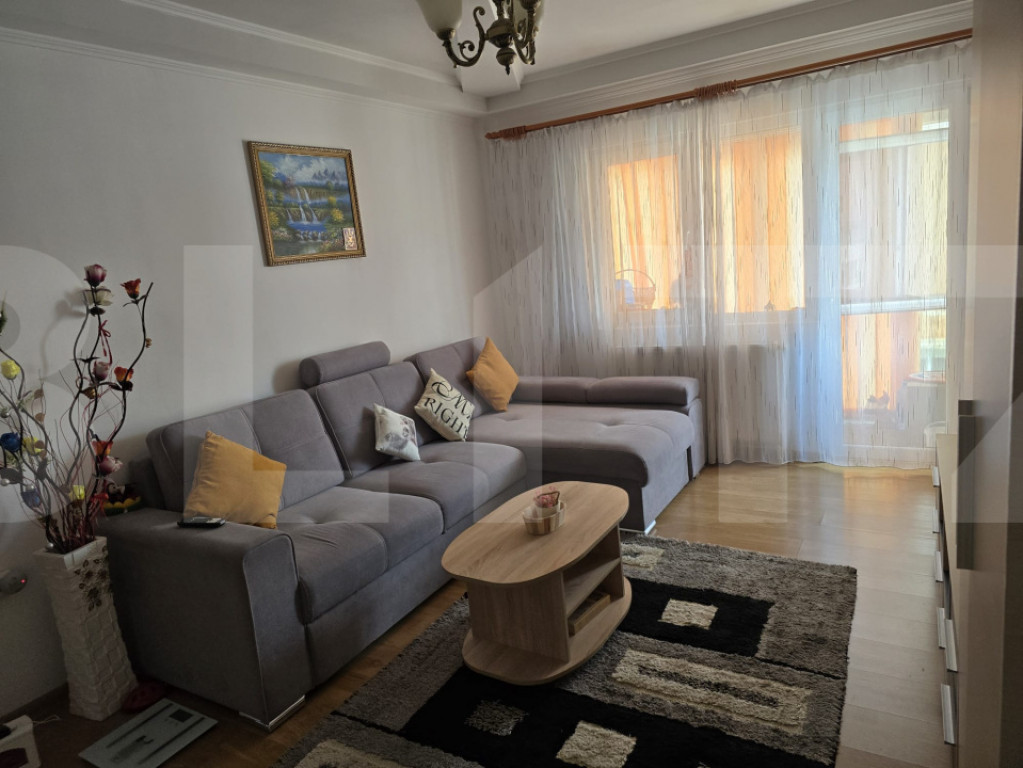 Apartament 3 camere, 68 mp, zona Soarelui
