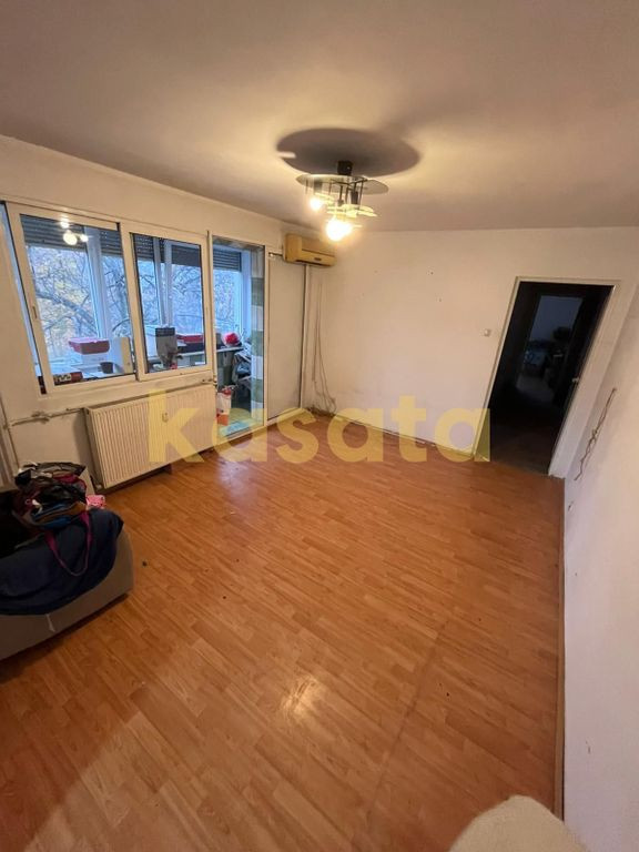4 Camere | Etaj Intermediar | De Renovat | Proiect pentru...