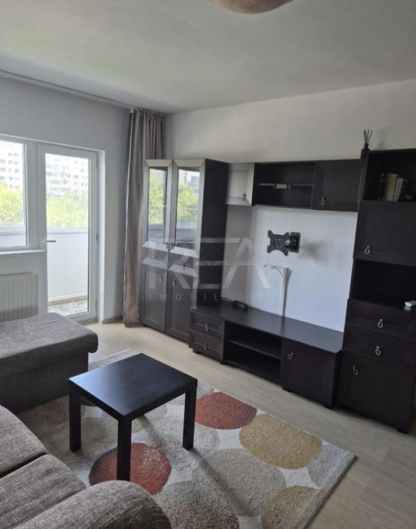 3 camere, 4/10, 74 mp, bloc 1979-Drumul Taberei