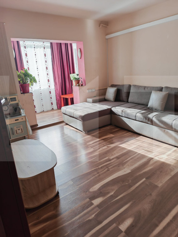 Apartament 2 camere, 54 mp, zona Sagului