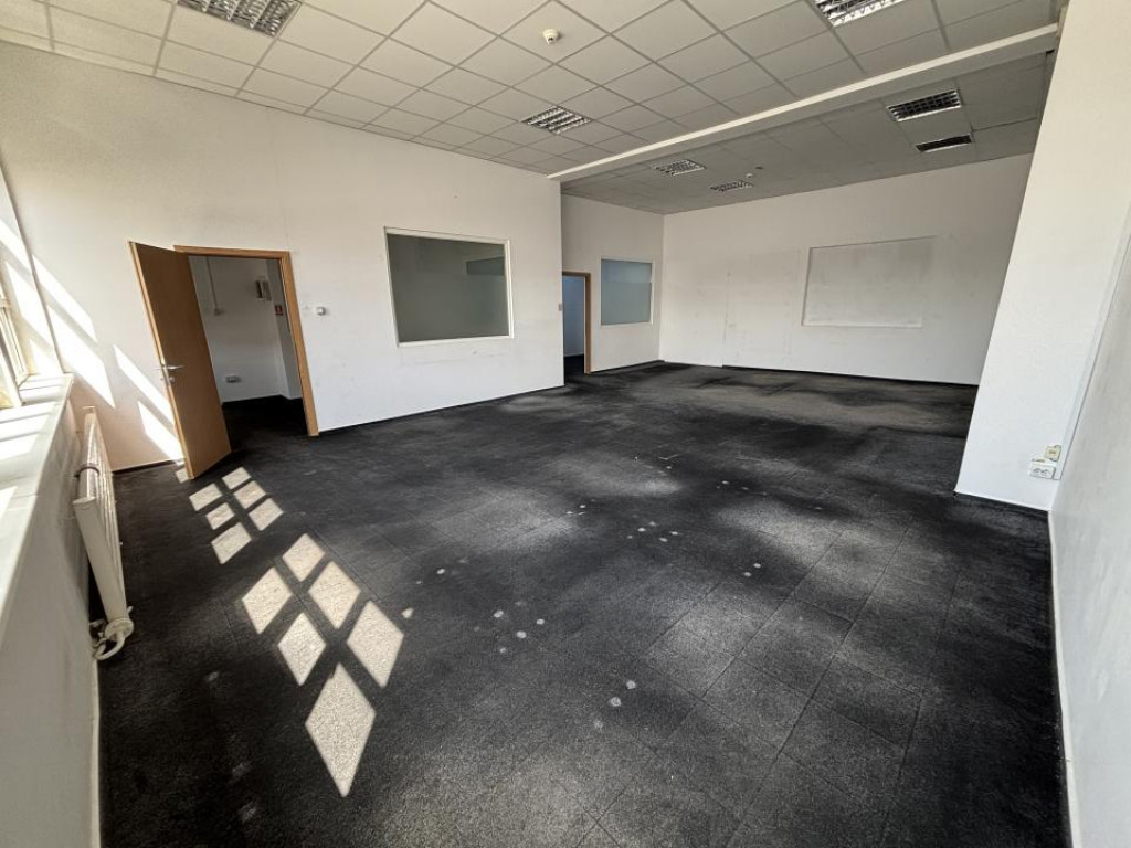 Spatiu Birou / Sala Activitati - Iancului - Vatra Luminoasa