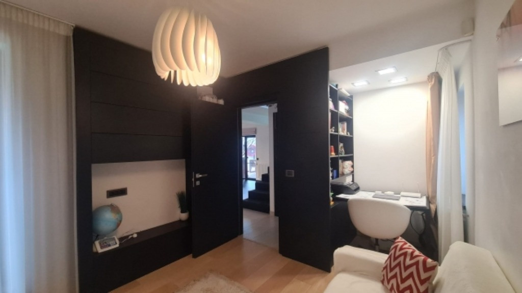 Vila 4 camere, 140mp utili, teren 500mp, Pantelimon, 285.000euro