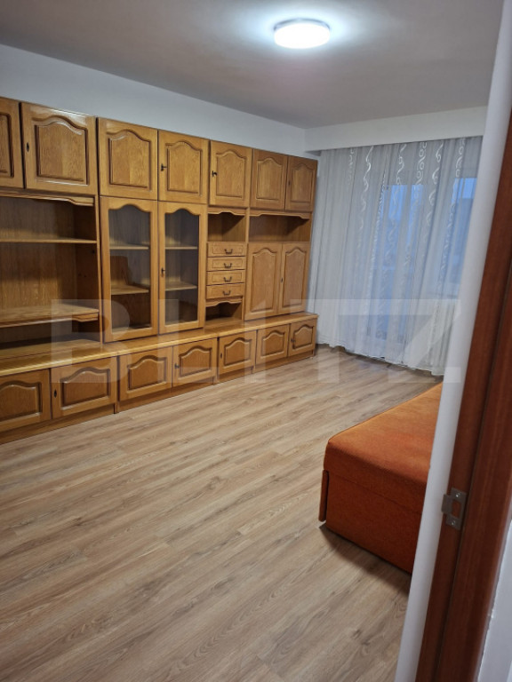 Apartament 3 camere, decomandat, parcare - zona Kaufland, Ma